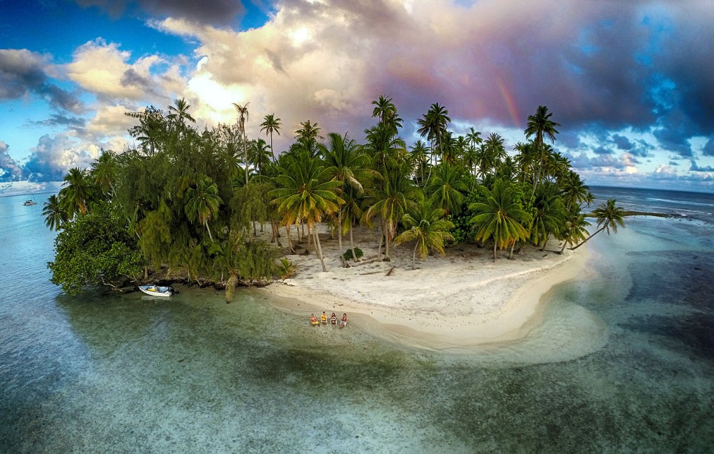 Dronestagram Lost Island